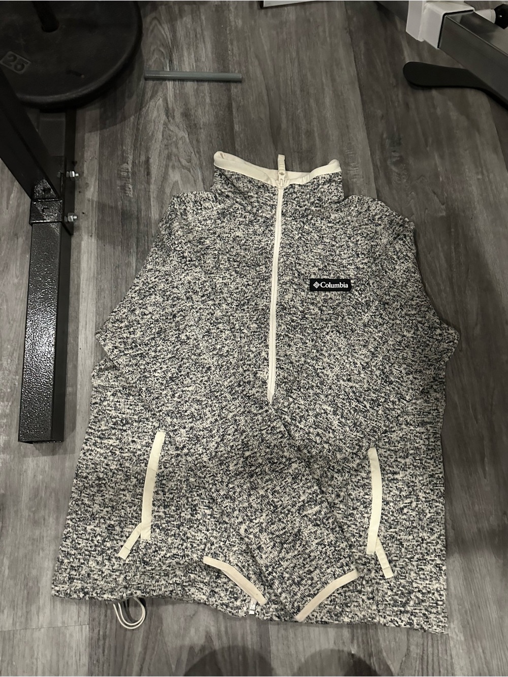 Columbia Heathered Knit Pullover in Black & Cream